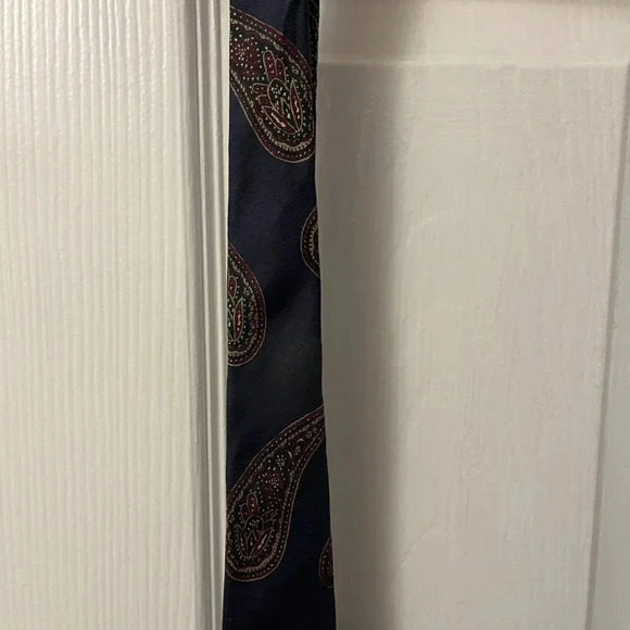 Men’s Stafford Tie - Picture 2 of 6